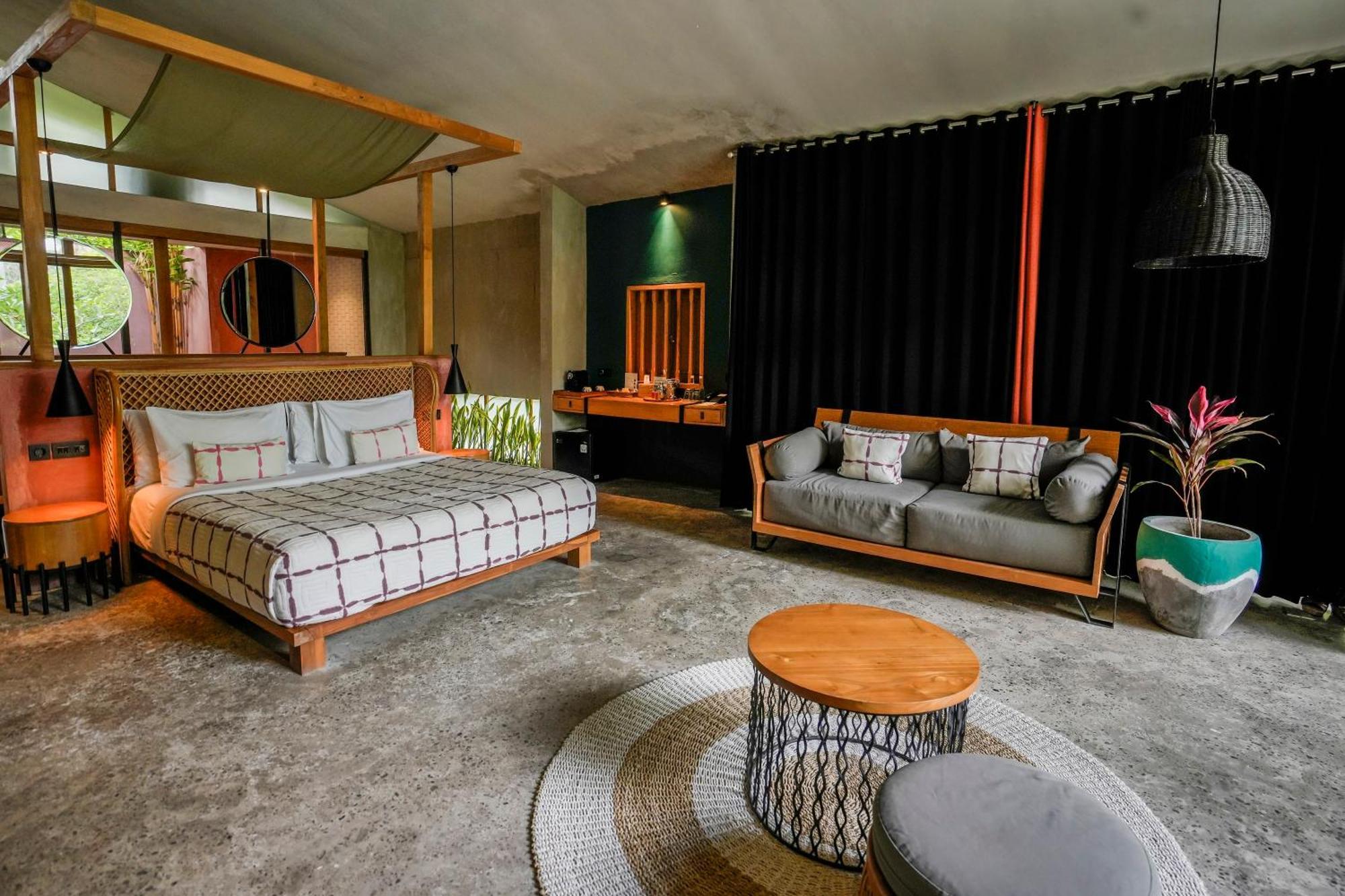Shore Amora Canggu Εξωτερικό φωτογραφία